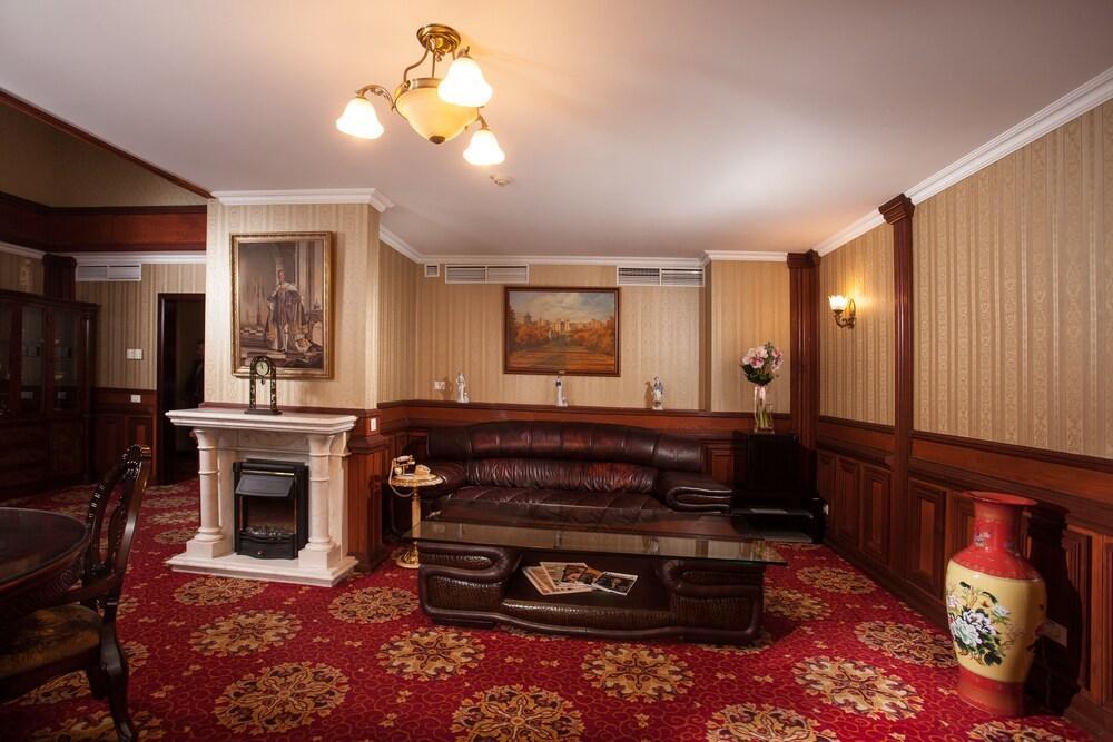 London Hotel Odessa Buitenkant foto