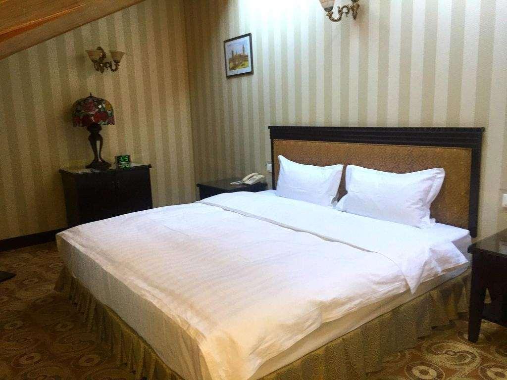 London Hotel Odessa Kamer foto