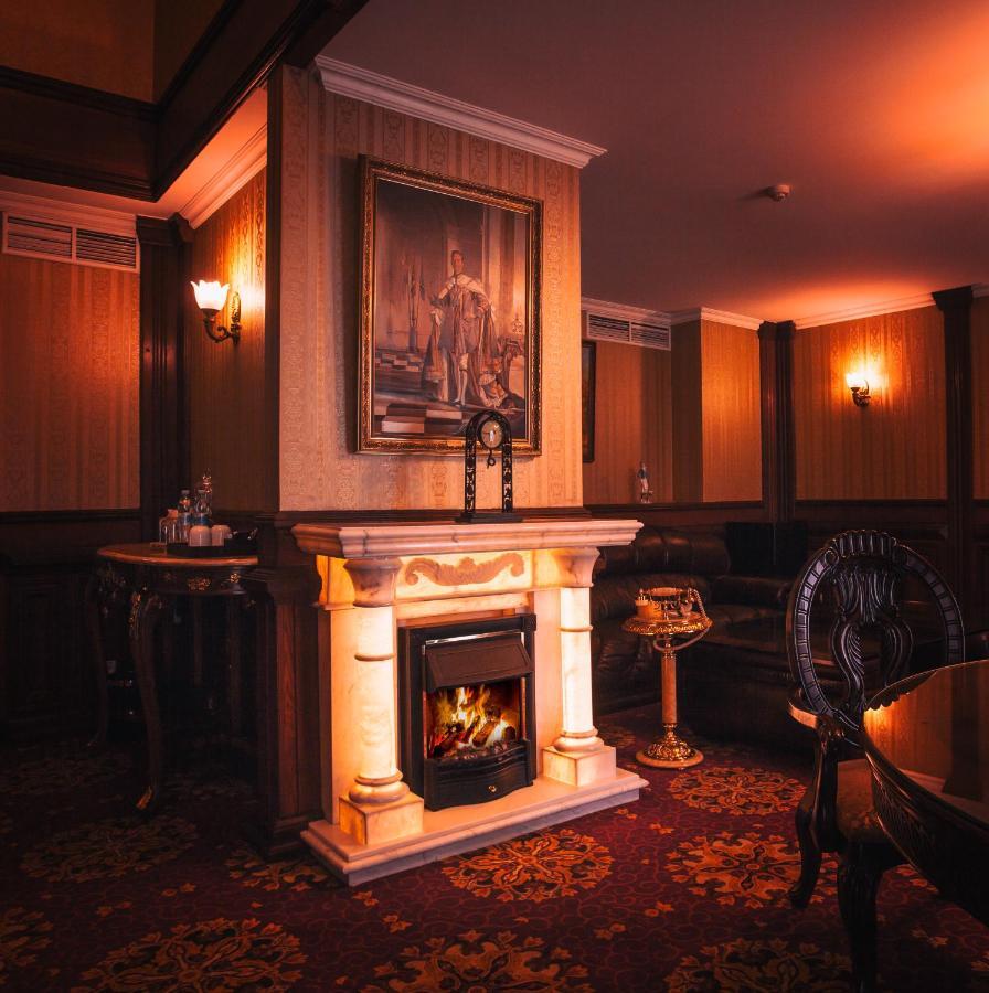 London Hotel Odessa Buitenkant foto