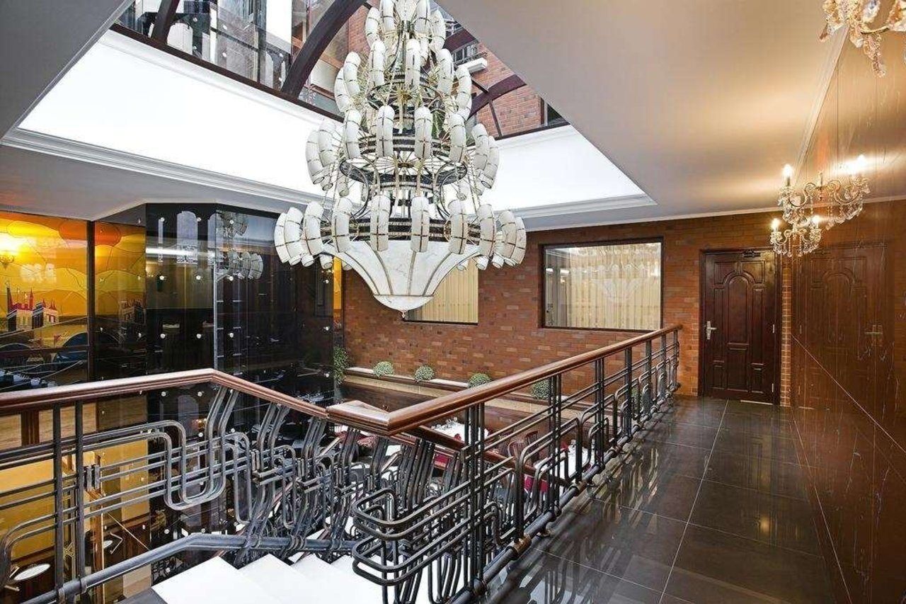 London Hotel Odessa Zakenleven foto